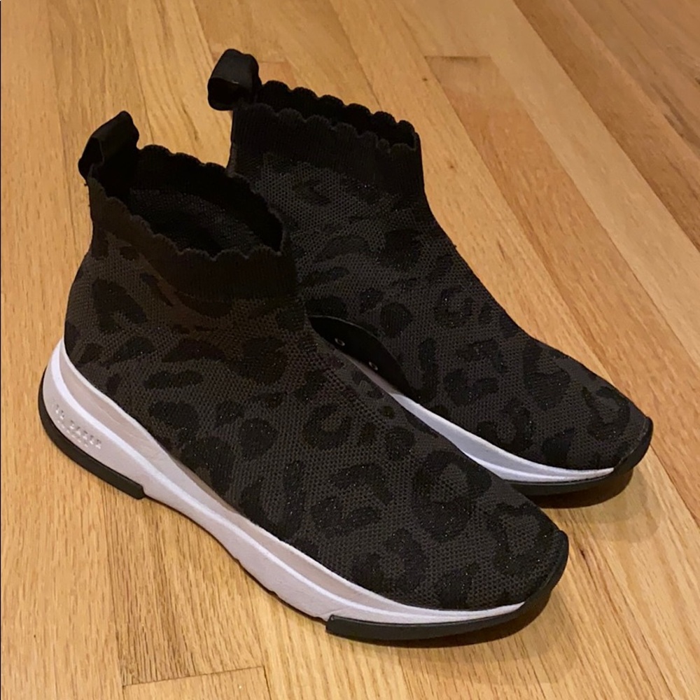 Ted Baker -Knitted Boots -Sz US 8 -Excellent Cond.